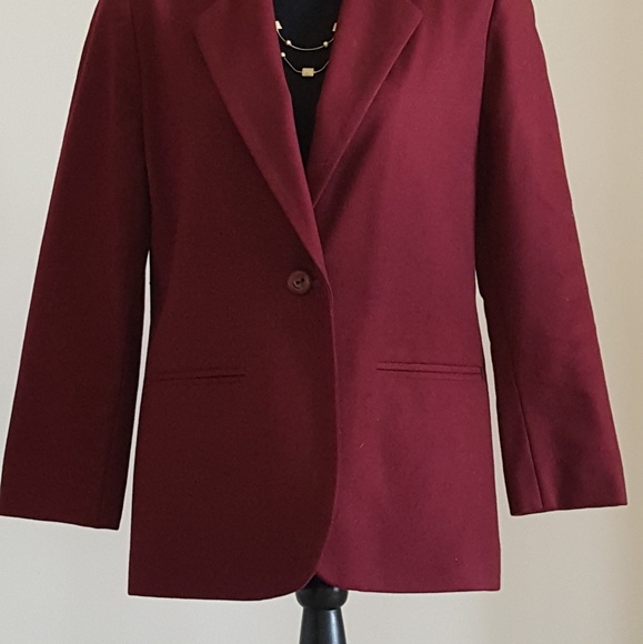 Sag Harbor Blazer - Picture 2 of 7